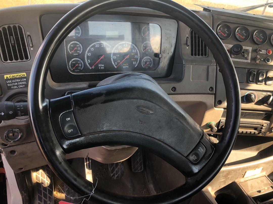 2009 STERLING L9500 - Image 7